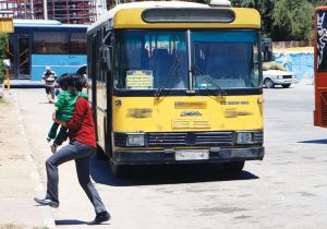 کاهش ساعت فعالیت اتوبوس‌های شهری اهواز