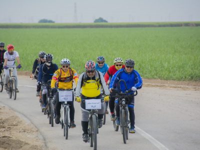 دوچرخه‌سواران خوزستانی با پیام «طبیعت سبز» به شکرستان آمدند